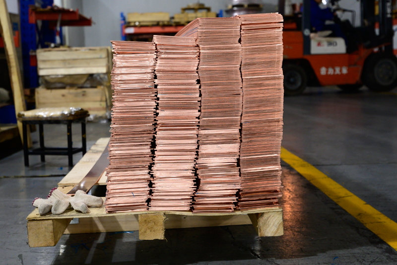 高精密紫銅板(只留材料部分，把其余部分剪掉)